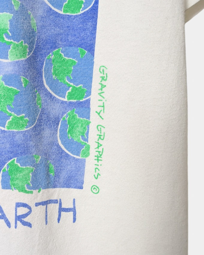 GRAVITY GRAPHICS T-shirt
