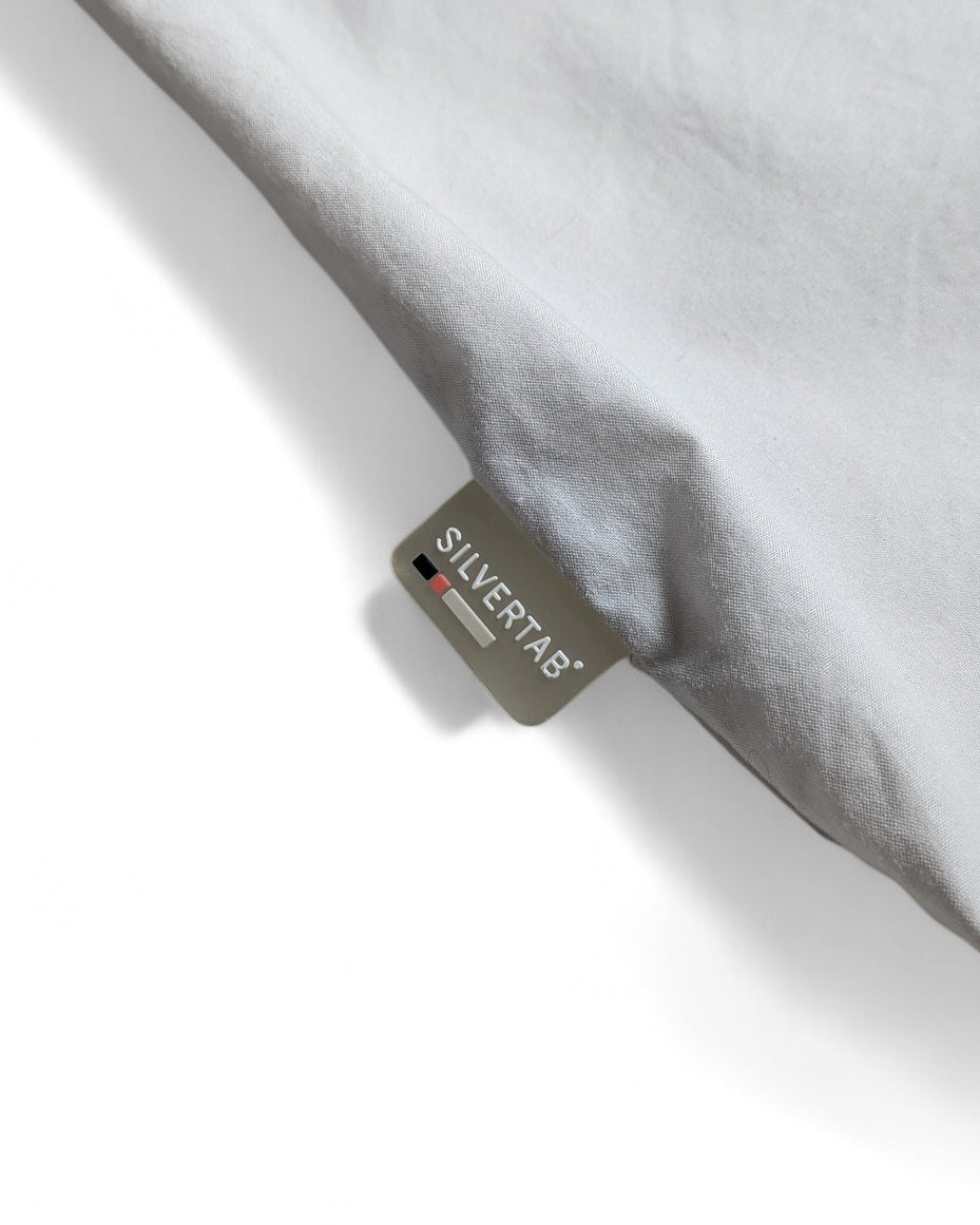 -00s silver tab