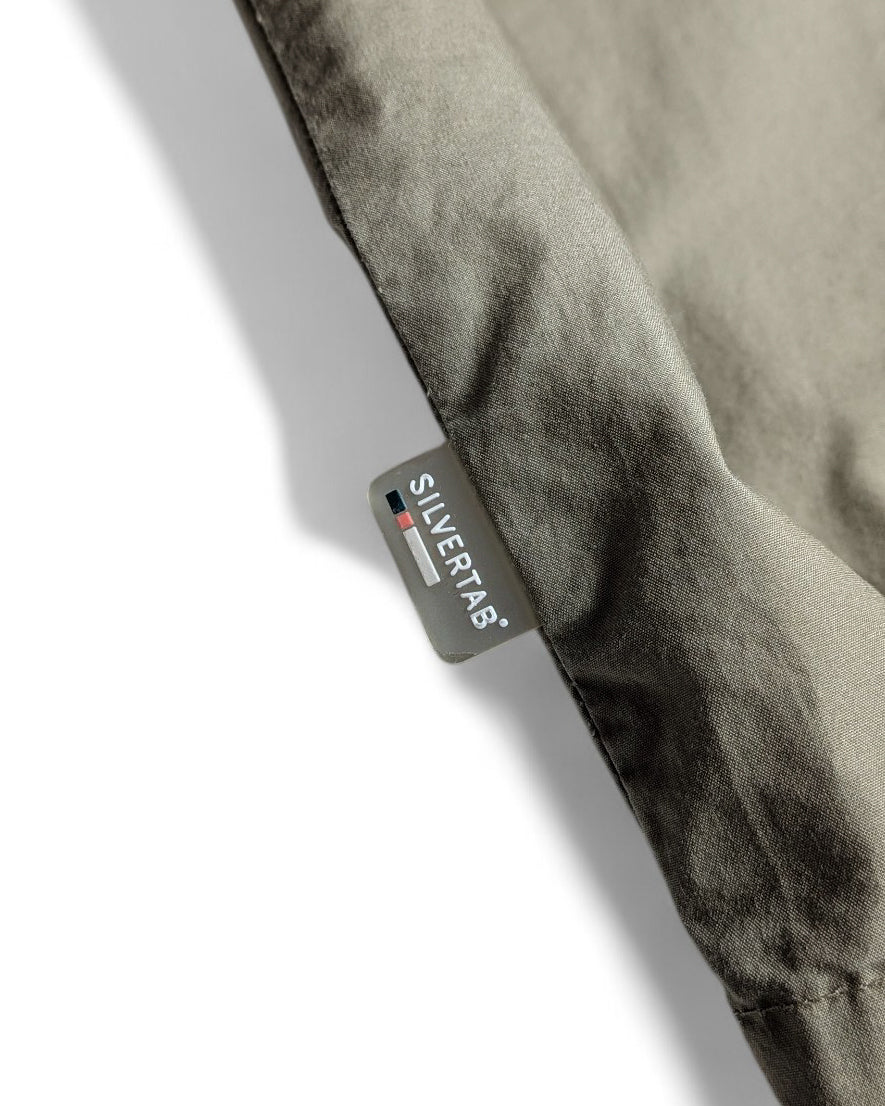 -00s silver tab